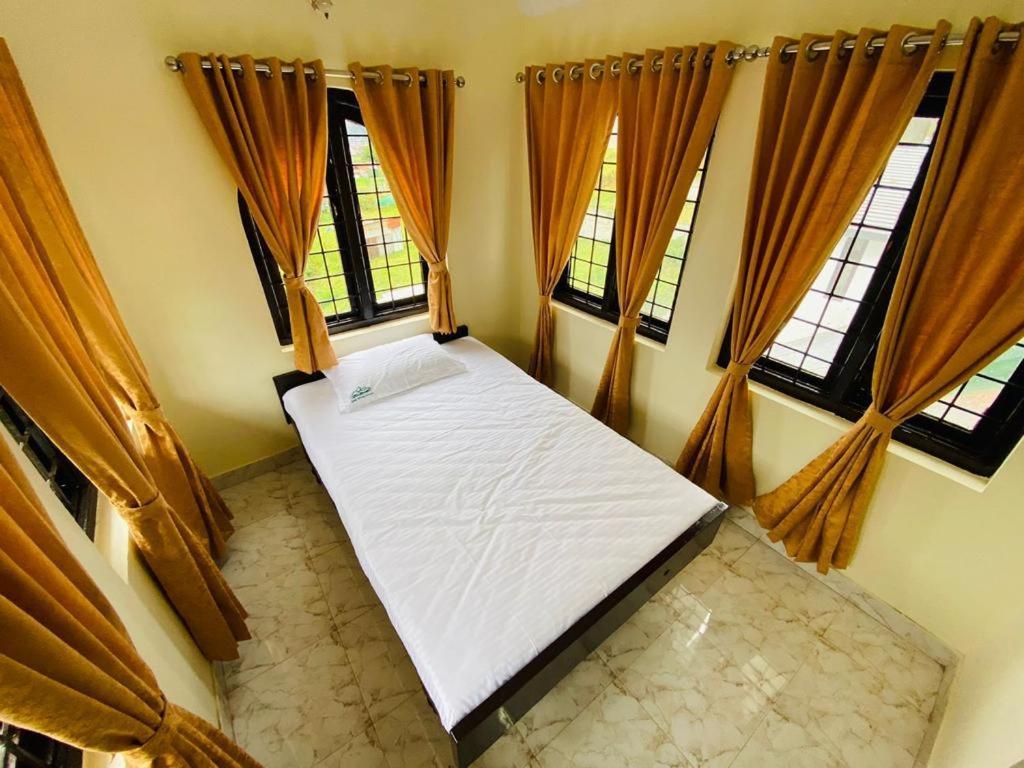 Bob Leisure'S Bed and Breakfast Ooty Exterior foto